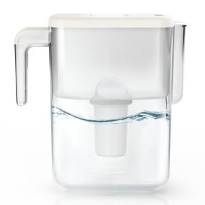 Pure water filter pitcher with replaceable filter for clean drinking water, ideal for home use.