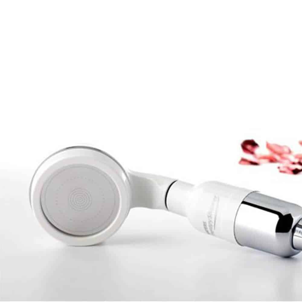 Silk facial cleansing brush for smooth, radiant skin, featuring hygienic design and gentle textured surface, perfect for daily skincare routines.